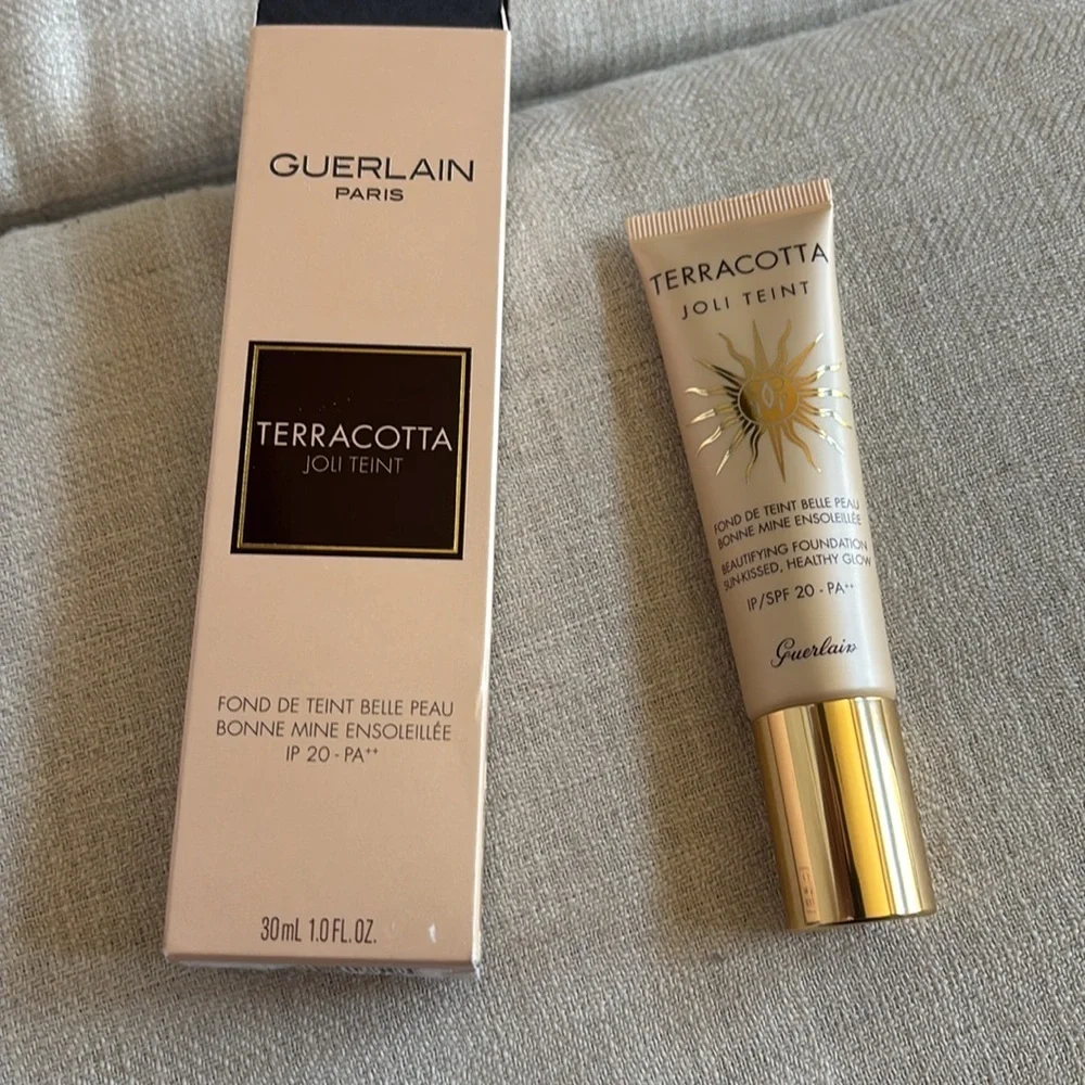 Guerlain Terracotta Joli Teint Beautifying Foundation SPF 20 -# Natural 30ml/1oz